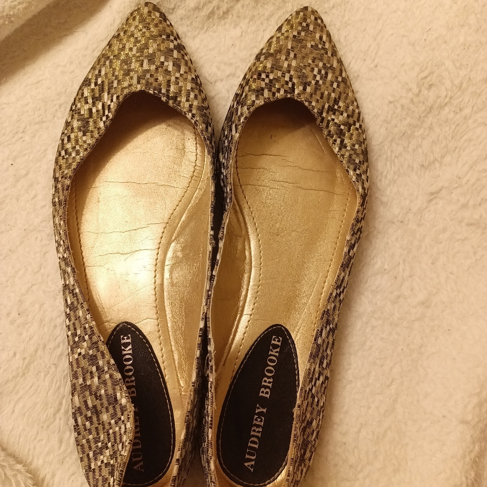 Audrey Brookes flats size 8 1/2